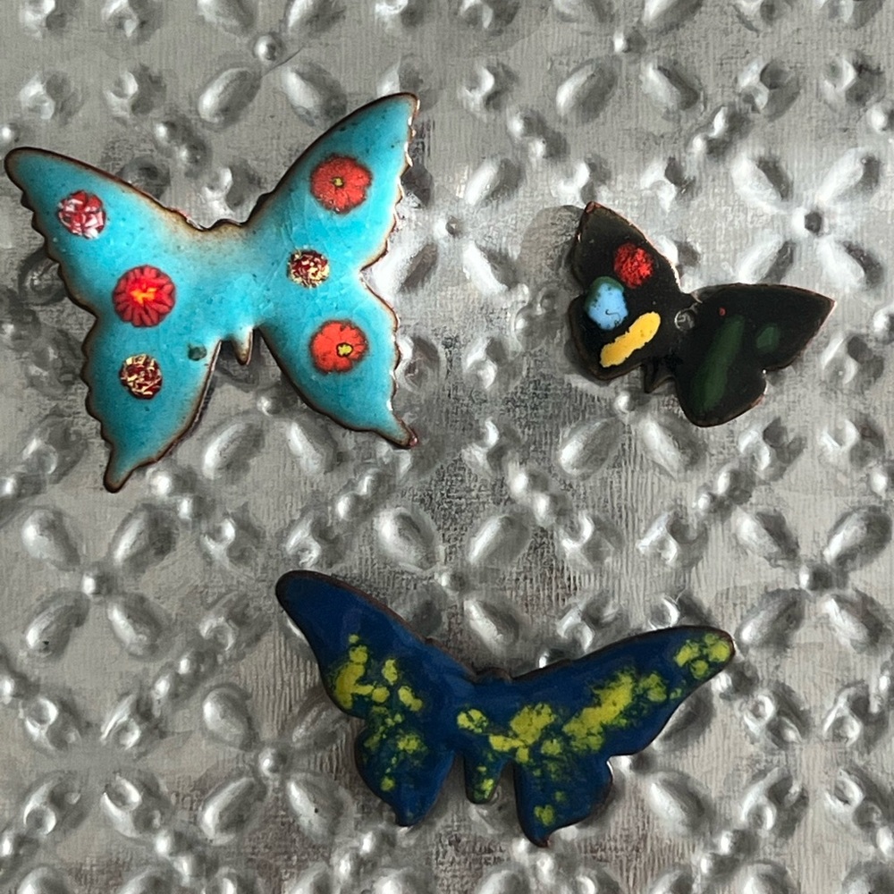 Vintage enamel Butterfly 🦋 Brooches and the smallest butterfly is a pendant